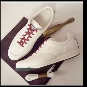 Meet your Posher, Nicky